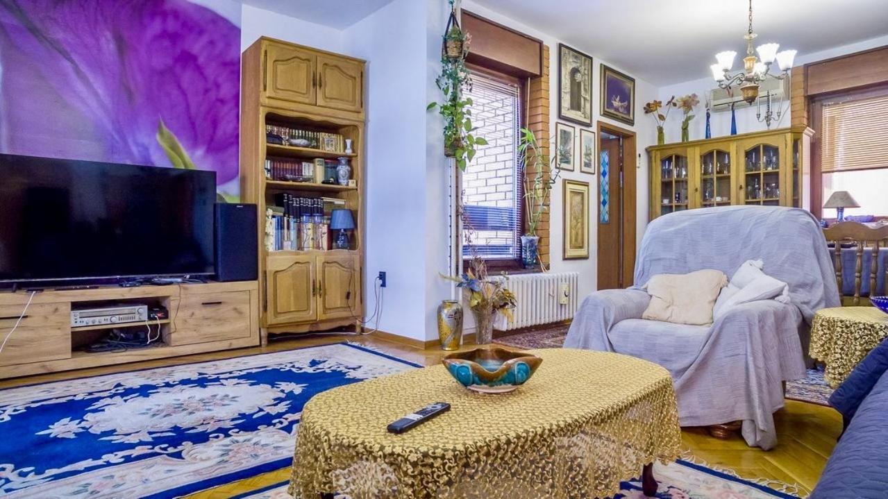 100 M2 Apartment In The Diplomatic Area Belgrade Luaran gambar